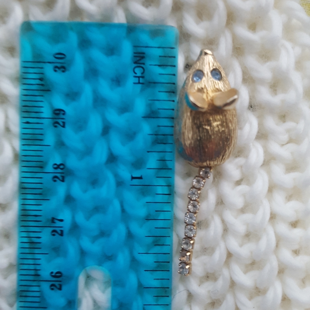 🌙 AVON Mouse 🐭 Pin Brooch Rhinestone - Picture 8 of 11